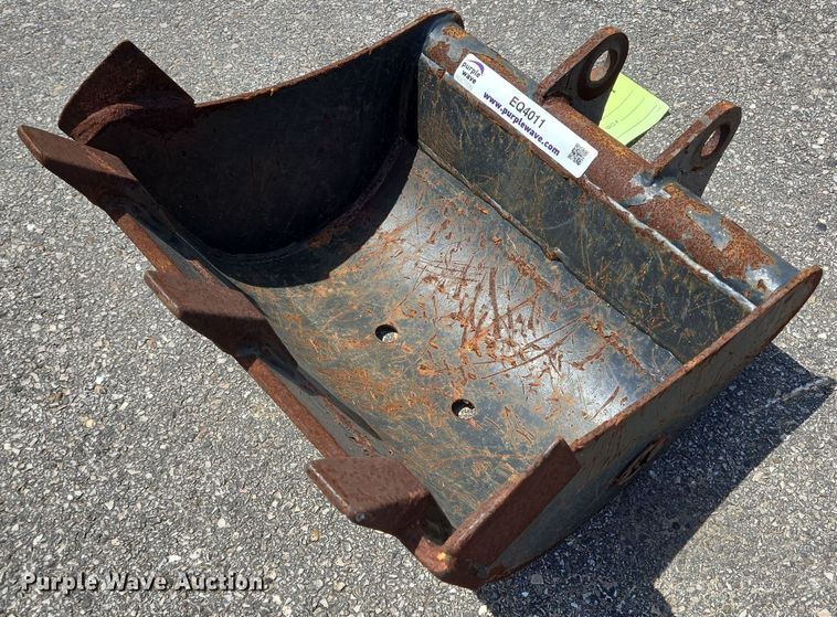 Bobcat excavator bucket - EQ4011