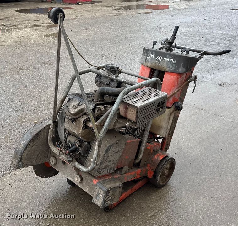 Husqvarna concrete saw - DH9963