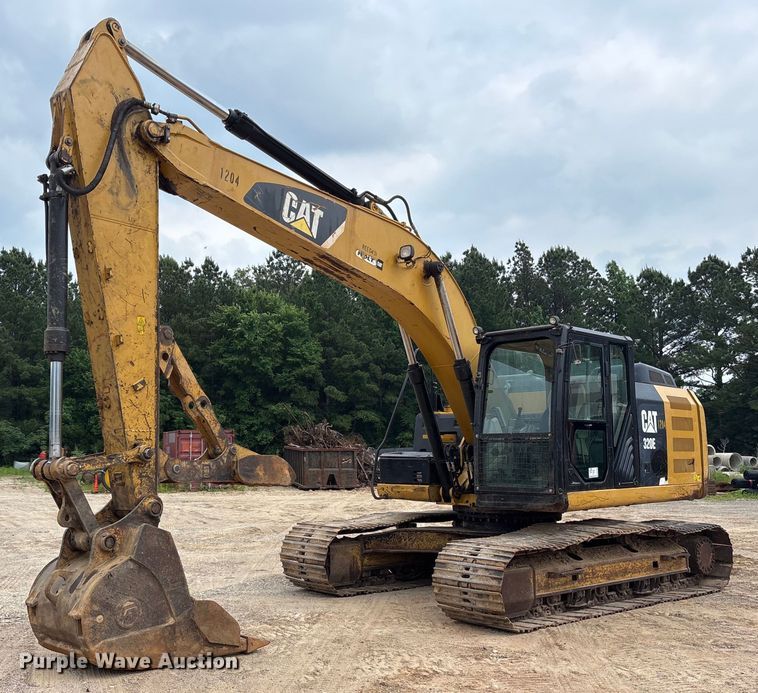 2013 Caterpillar 320E L excavator - DM1896