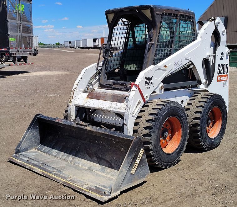 2008 Bobcat S205 skid steer loader - DP4952