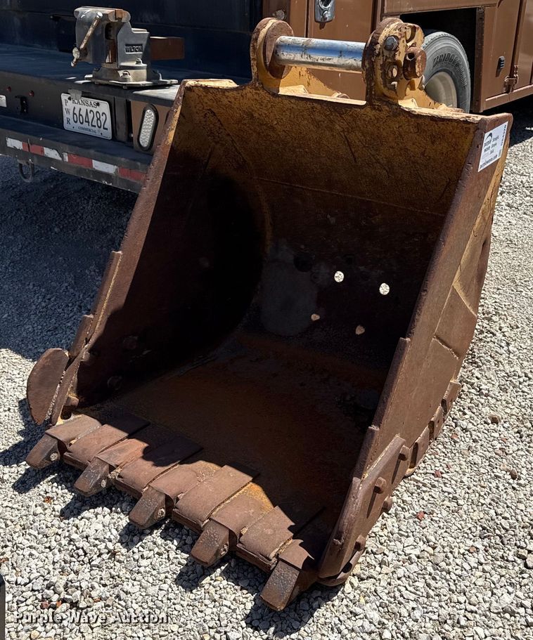 Komatsu excavator bucket - DS4320
