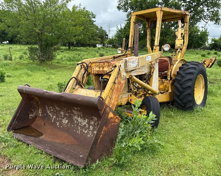 Ford 4500 backhoe - DT6625