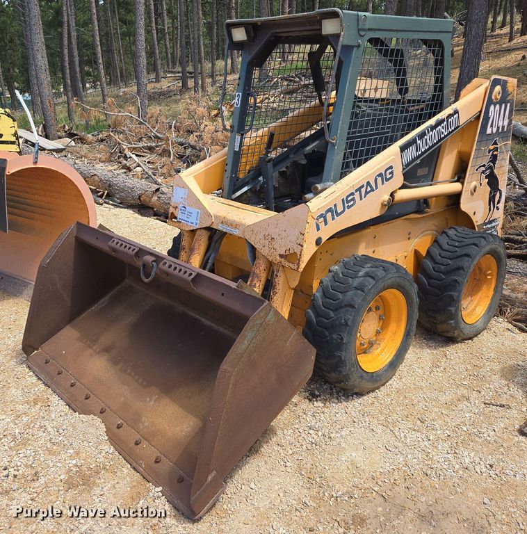 2006 Mustang 2044 skid steer loader - DT7181
