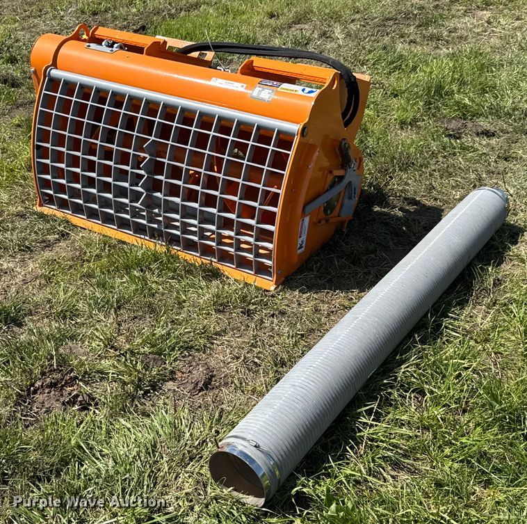 2024 LandHonor DCM-11-250G skid steer concrete mixer - DU9093