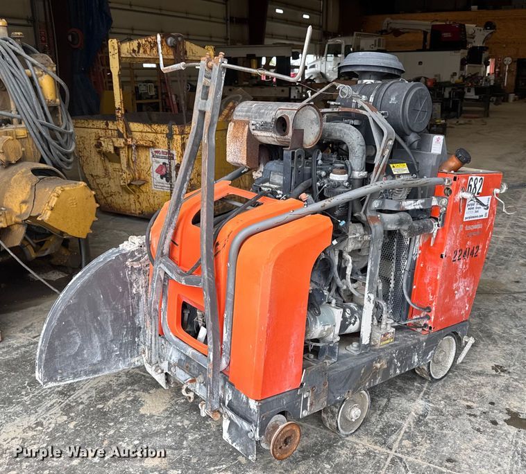 2013 Husqvarna FS6600D T3 30" concrete saw - DV4100