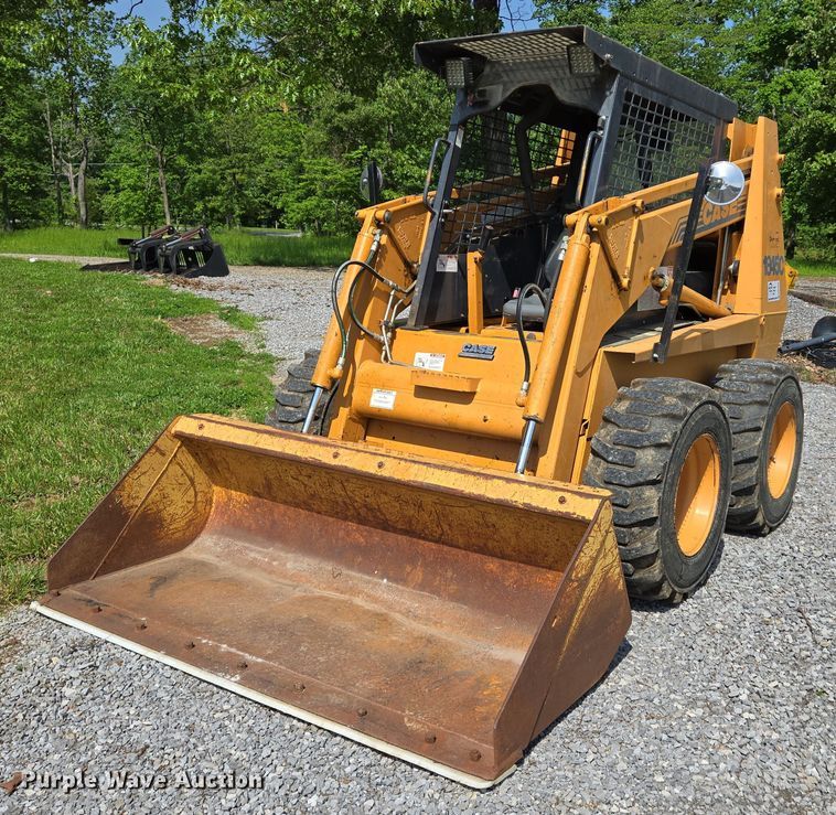 2000 Case 1845C skid steer loader - DW7015