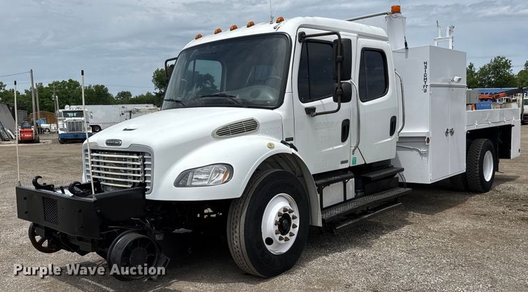 2007 Freightliner Business Class M2 Crew Cab flatbed truck - DY0013