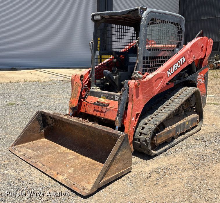 2019 Kubota SVL75-2 tracked skid steer loader - DY0469