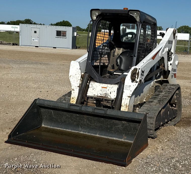 2014 Bobcat T650 tracked skid steer loader - DZ4165