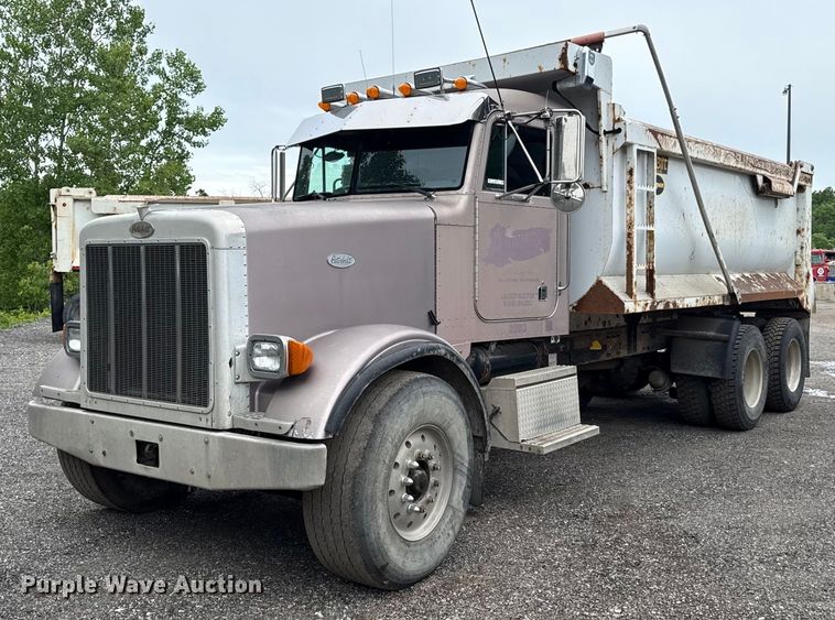 2000 Peterbilt 378 dump truck - DZ4194