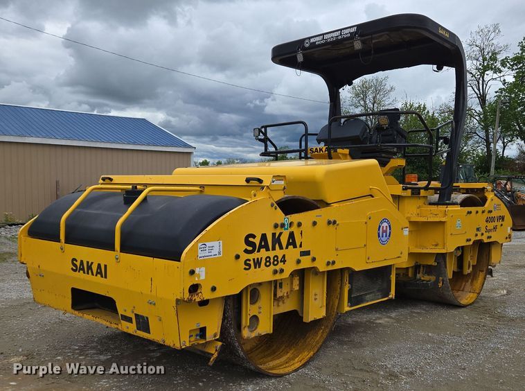 2019 Sakai SW884 double drum vibratory roller - EC4216