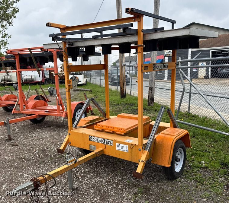 2014 Solar Tech Silent sentinel arrow board trailer - EF2042