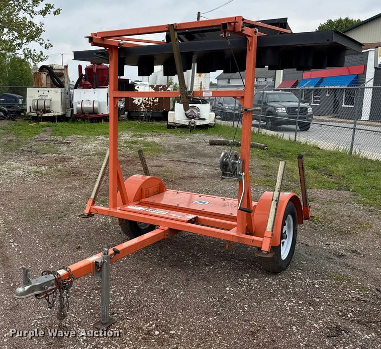 2015 Wanco WTSP arrow board trailer - EF2044