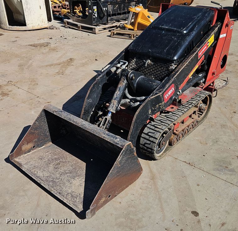 2016 Toro TX427 compact utility loader - EJ0063