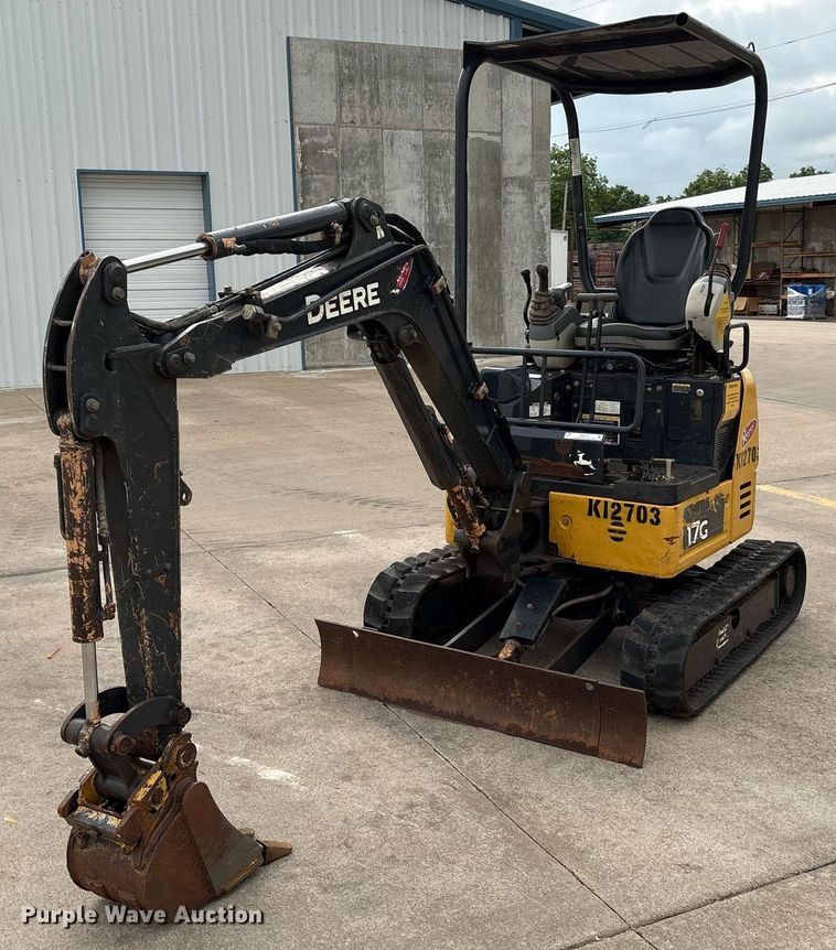 2019 John Deere 17G mini excavator - EM2574