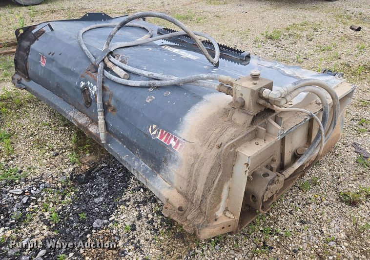 Virnig 84 skid steer broom - EN3799