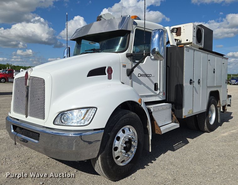 2008 Kenworth T300 utility / service truck - EN8942