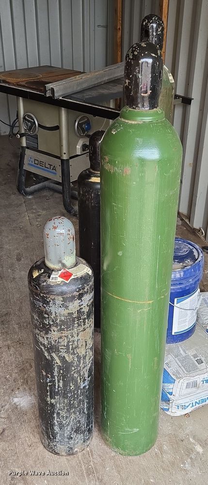 (2) welding bottles - EO0861