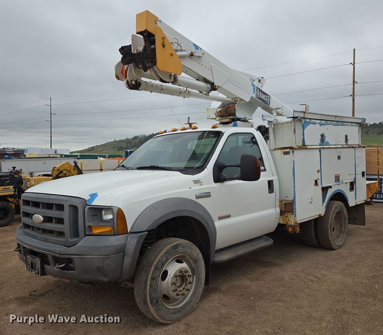 2005 Ford F550 Super Duty bucket truck - ER5239