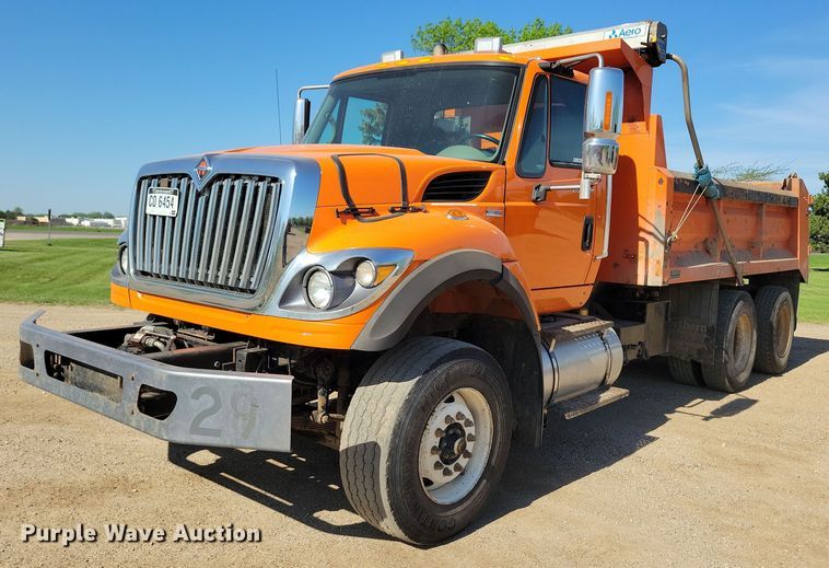 2010 International WorkStar 7600 dump truck - DX6968