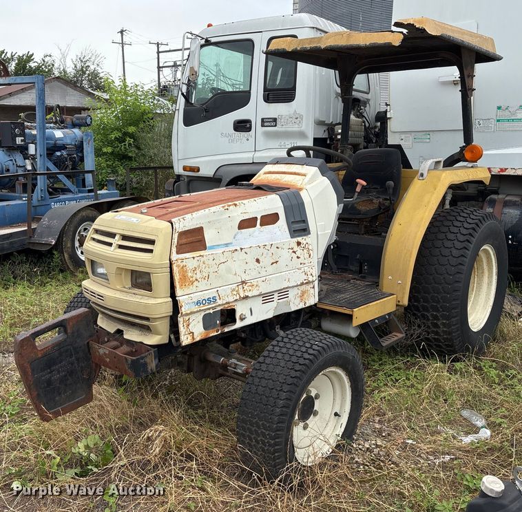 Cub Cadet 7360SS MFWD tractor - DY0535