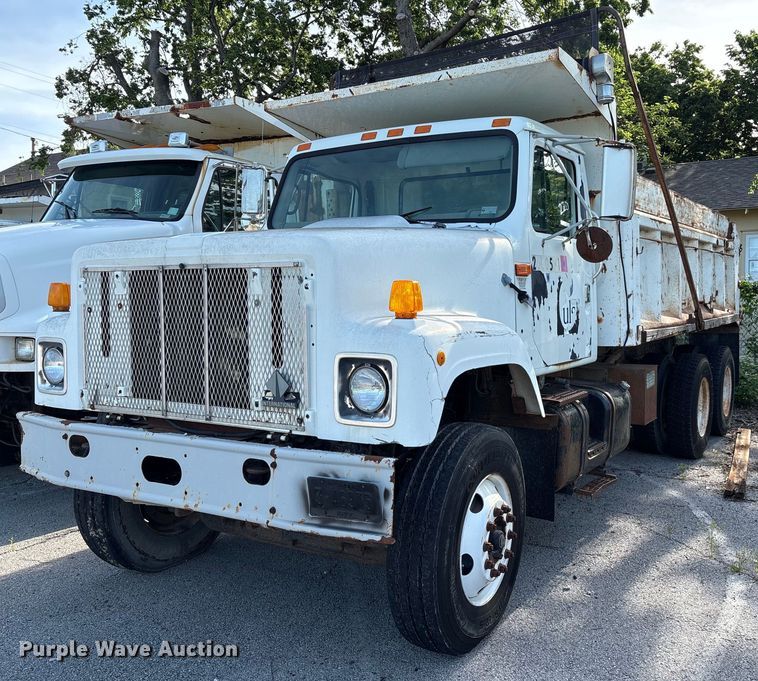 2000 International 2554 dump truck - EG8479