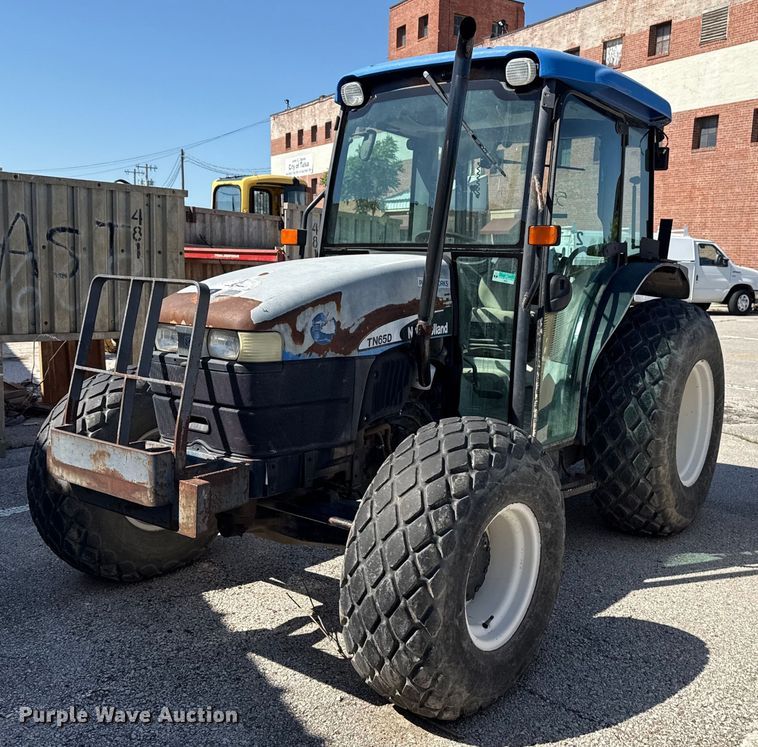 2003 New Holland TN65D MFWD tractor - EG8491