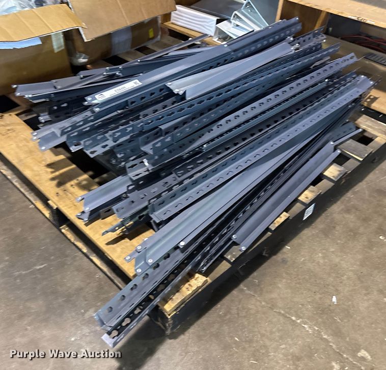 Shelving brackets - EG8495
