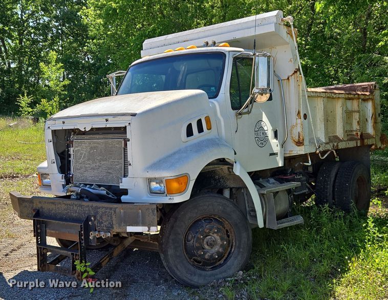 2006 Sterling L9500 dump truck - EM7367