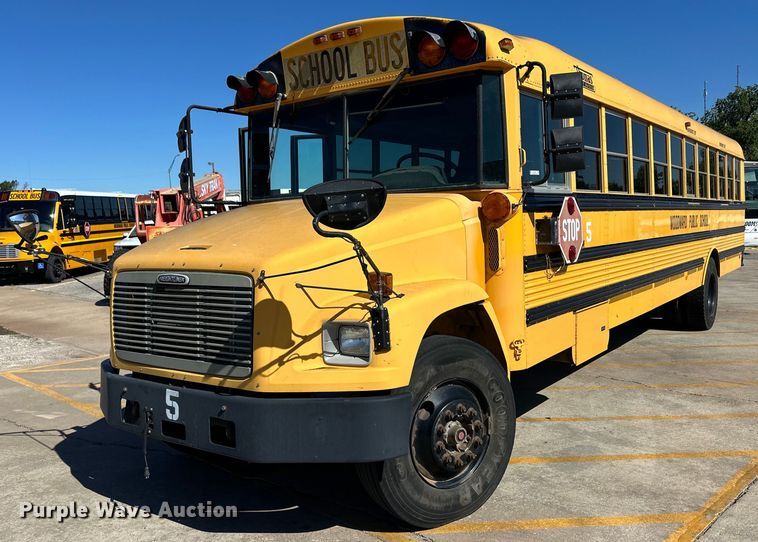 2000 Freightliner FS65 school bus - EQ4864