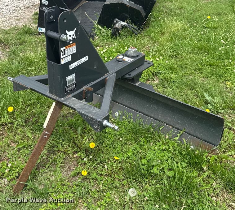 Bobcat Angle Blade 60 backfill blade - DU9125