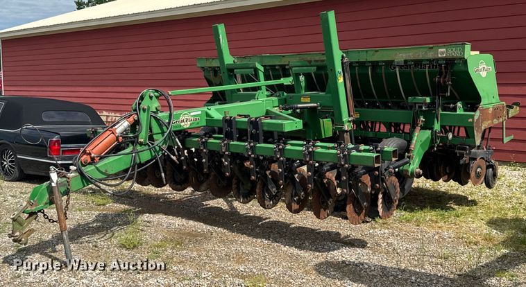 Great Plains Solid Stand 1500 grain drill - DU9169
