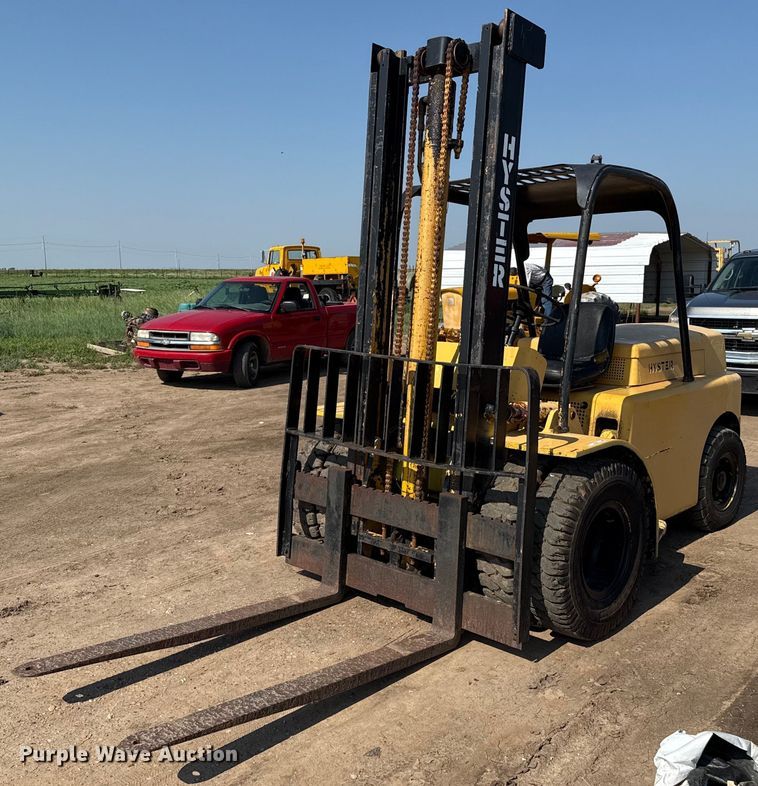 2001 Hyster H80C forklift - DZ8484