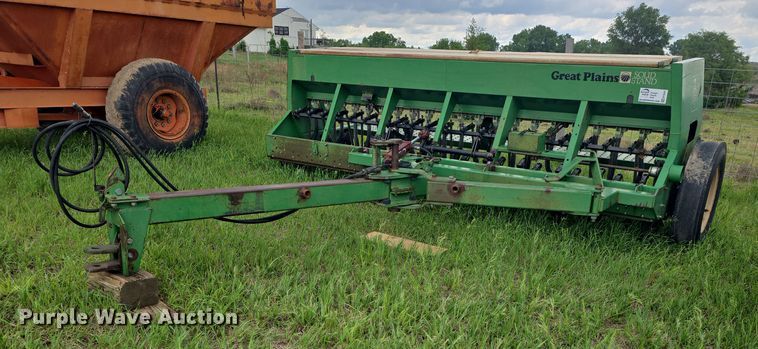 Great Plains Solid Stand 13 grain drill - EF3543
