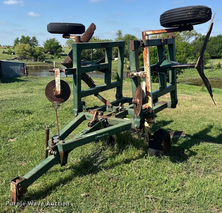 Flex-King sweep plow - EG6455