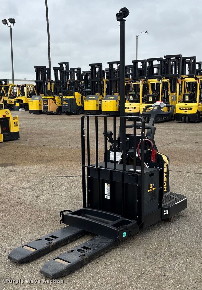 2023 Hyster B60ZAC2 pallet jack - EL6034