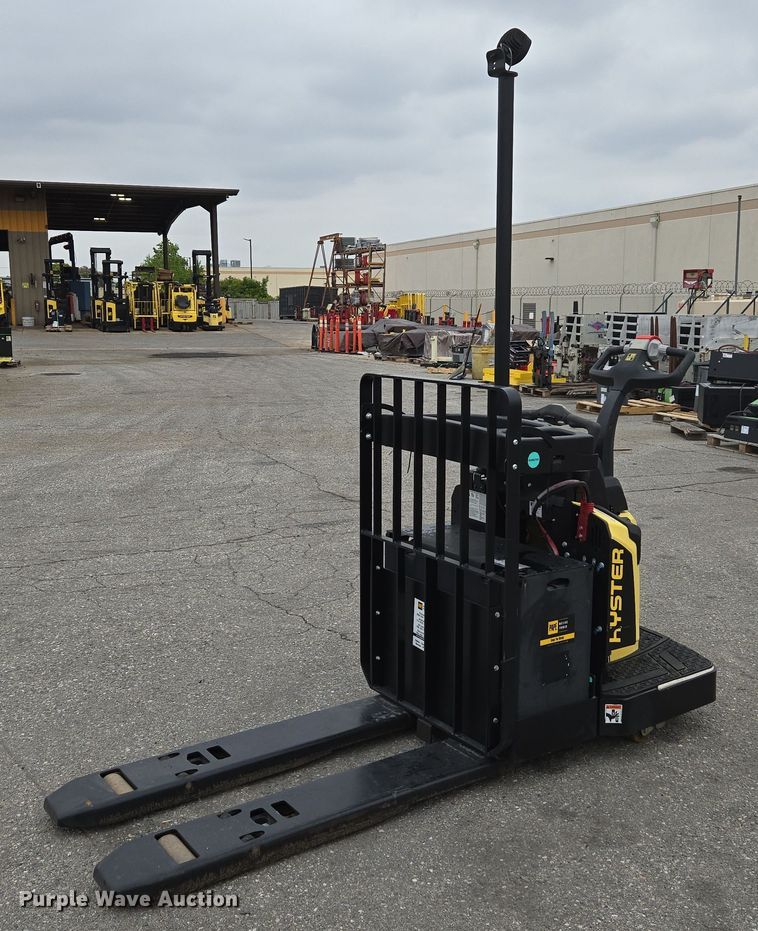 2023 Hyster B60ZAC2 pallet jack - EL6041