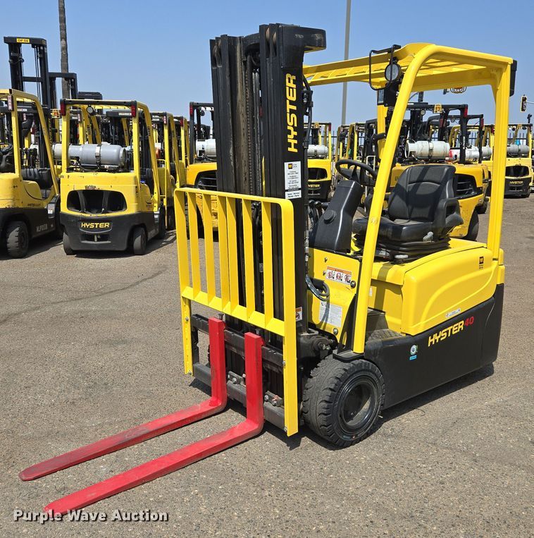 2023 Hyster J40XNT forklift - EL6046