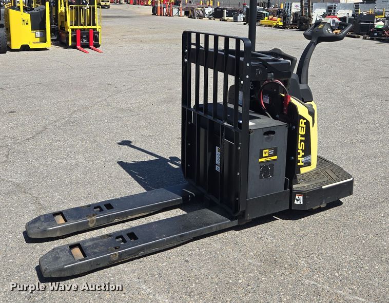 2023 Hyster B60ZAC2 pallet jack - EL6060