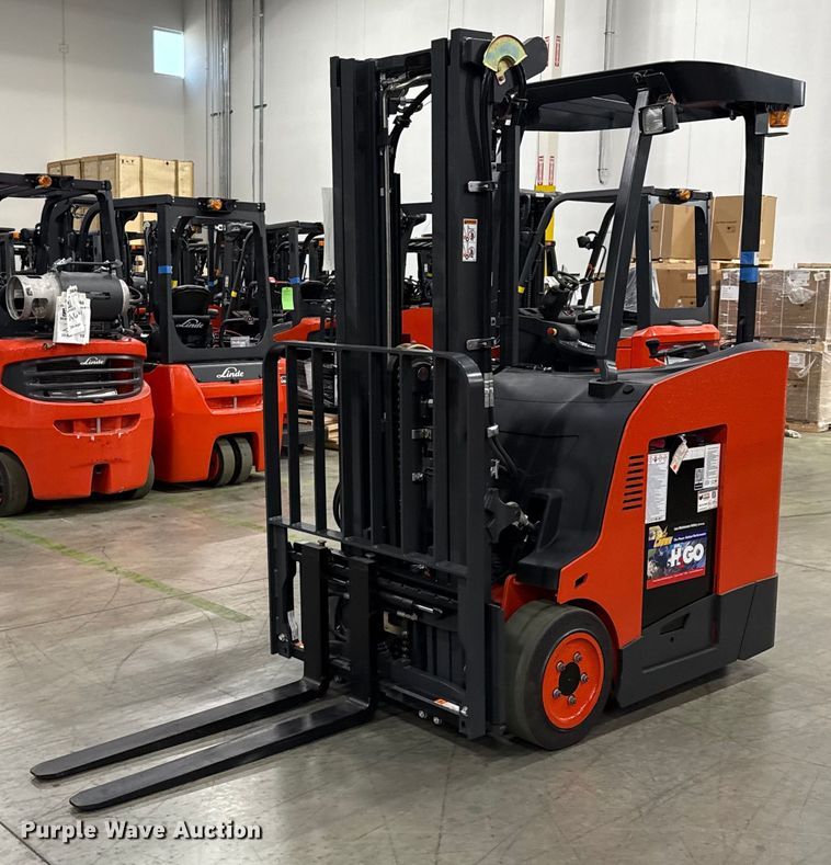 2023 Linde E18S forklift - ND9882