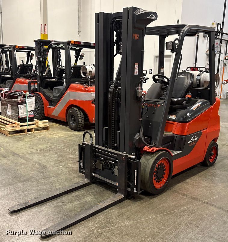 2023 Linde HT27CT forklift - ND9939