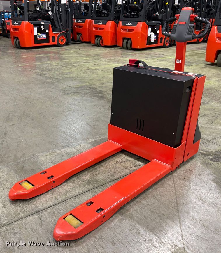 2023 Linde MT20 pallet jack - ND9946