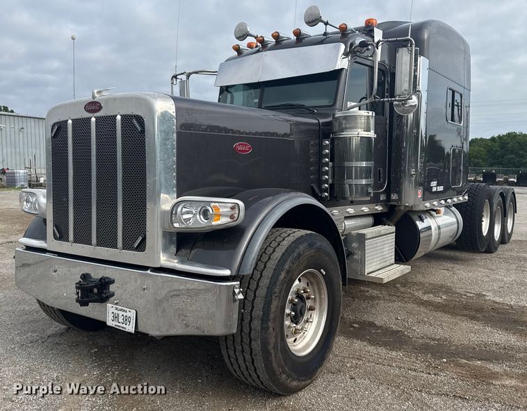 2023 Peterbilt 389 semi truck - DM5745