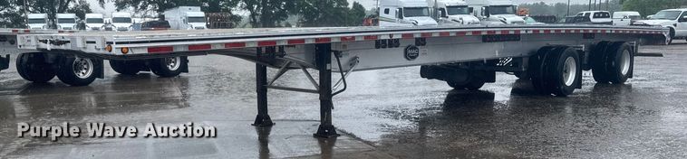 2015 Mac  flatbed trailer - EG6559