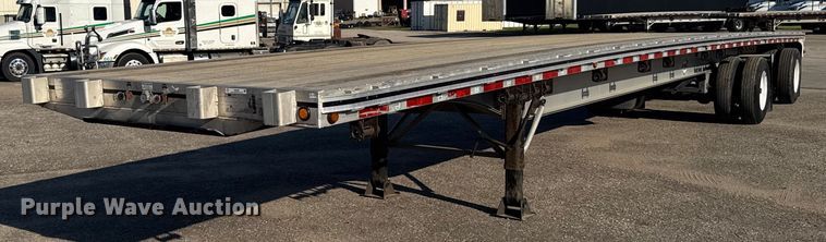 2014 Mac flatbed trailer - EG6585