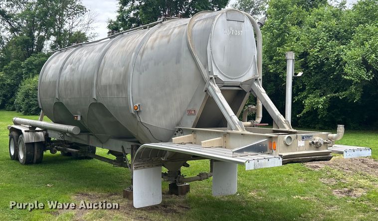 1989 Heil pneumatic dry bulk trailer - EK8161