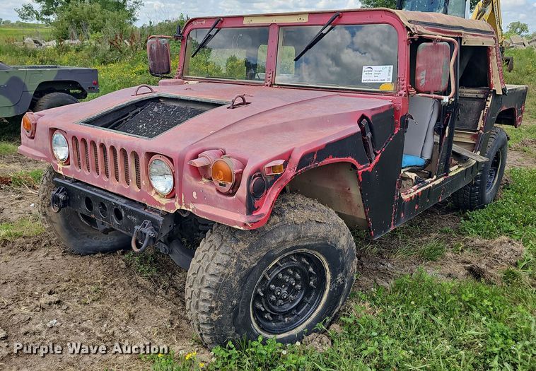 1990 AM General M998 SUV - DT6935