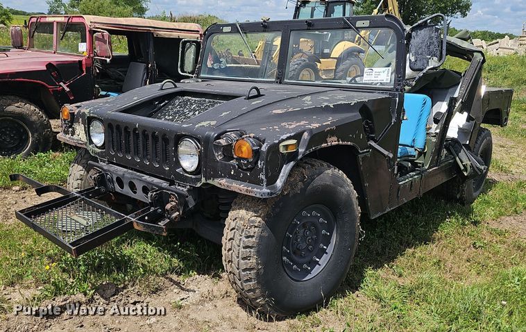 1991 AM General M1038 SUV - DT6936
