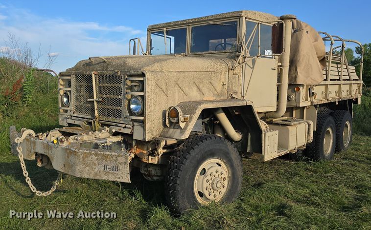 2002 AM General M925AI flatbed truck - DT6937