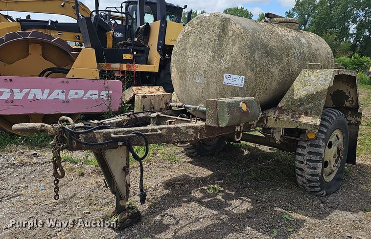 1987 Aero Welding Inc. tank trailer - DT6949